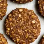 healthy gingerbread oatmeal breakfast to spark you 2026 03 25 045807 1